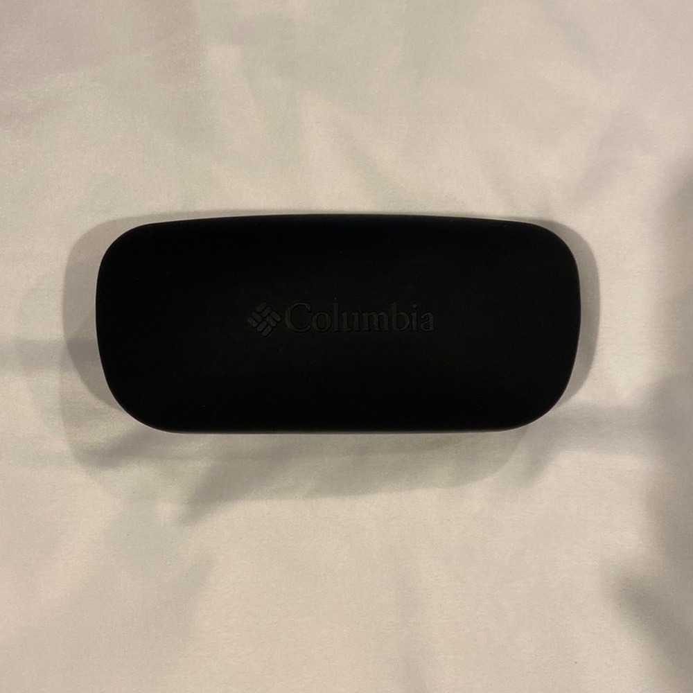 Columbia glasses case